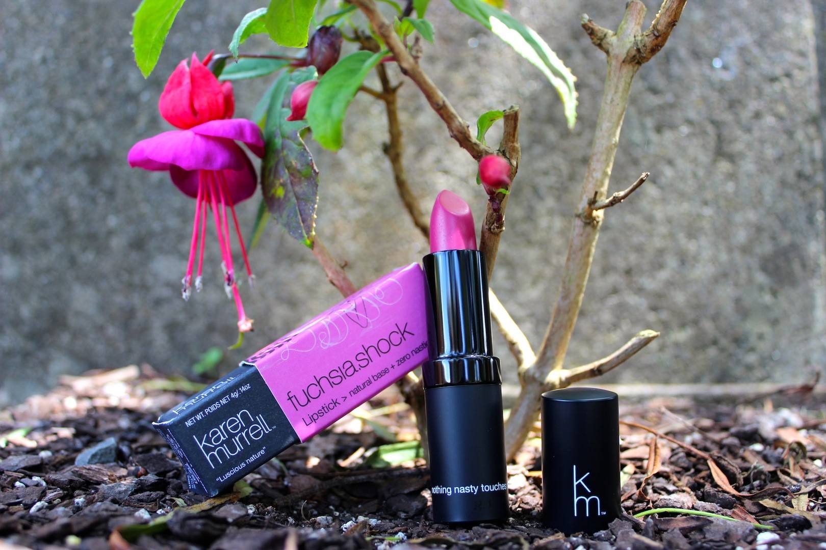 Karen Murrell, lipstick, fuchsia shock, makeup, cosmetics, lip colour, BarePR, bare pr, bianca talaic, skincare, beauty blog nz, fashion blog nz, style blog nz, beauty media nz, fashion media nz, angie fredatovich, gurlinterrupted, fashion, beauty