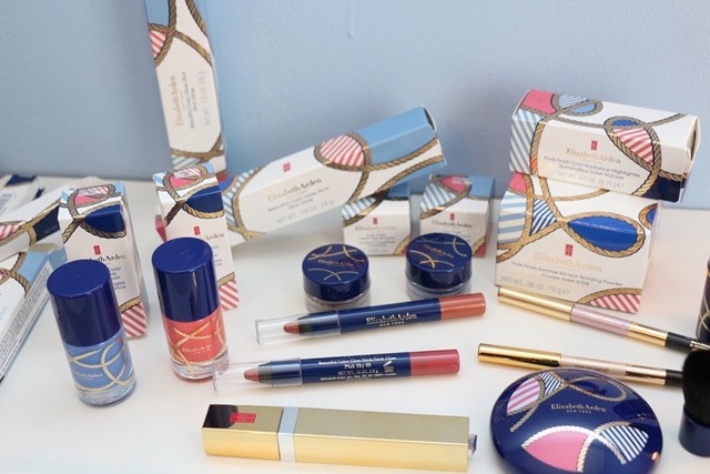 WIN WIN WIN!! Introducing The Elizabeth Arden 'Summer Escape' Collection...